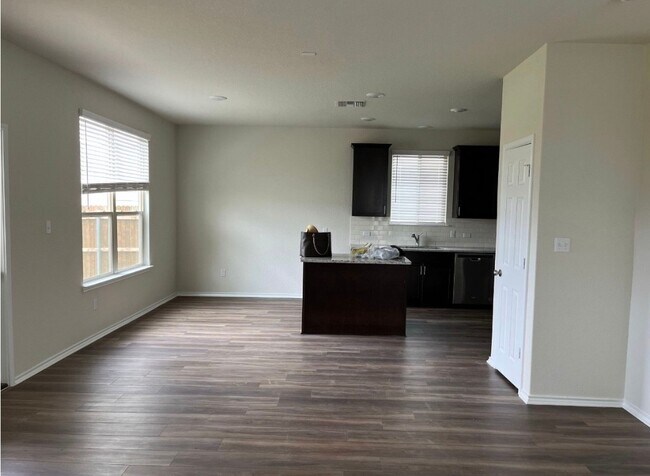209 Prairie Falcon Wy Leander, TX 78641 photo 2