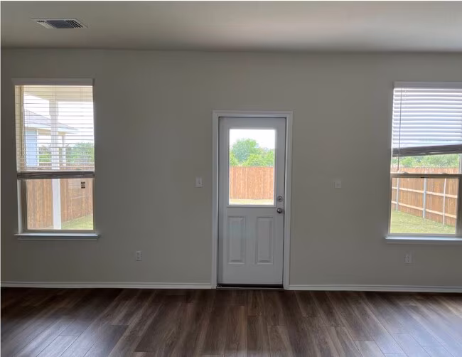 209 Prairie Falcon Wy Leander, TX 78641 photo 5
