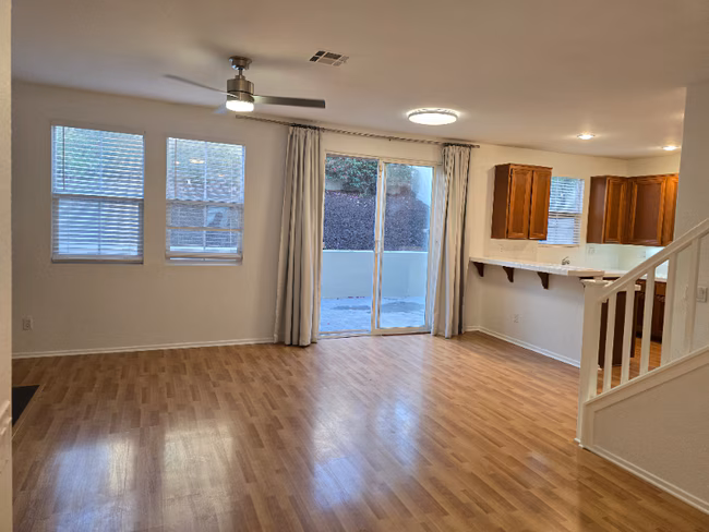 1517 Laurel Grove Dr Chula Vista, CA 91915 photo 4