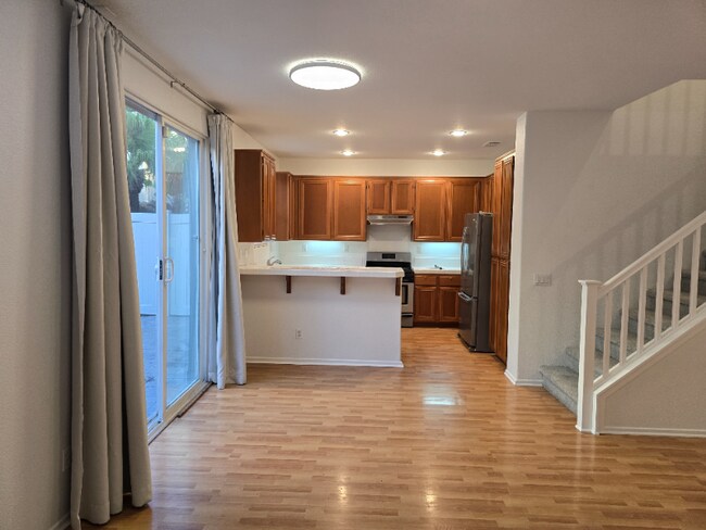 1517 Laurel Grove Dr Chula Vista, CA 91915 photo 5
