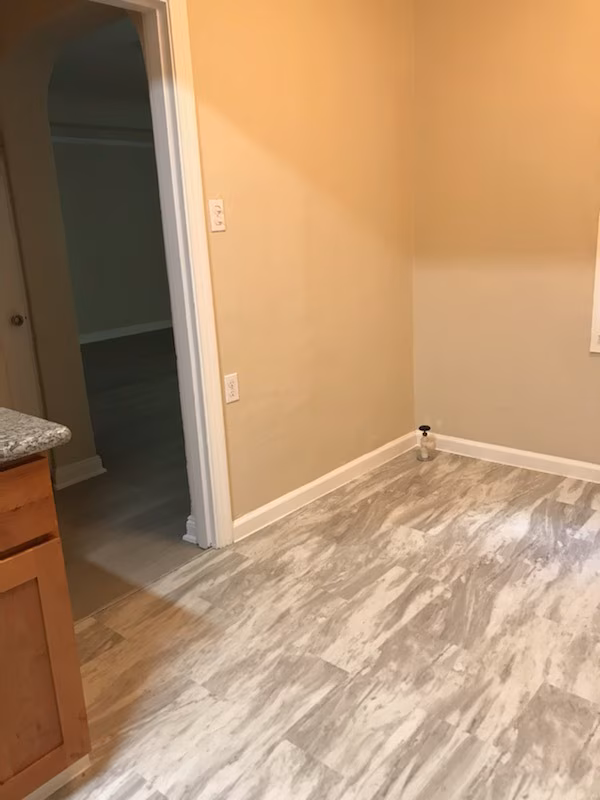 Pine Grove Apartments photo 2