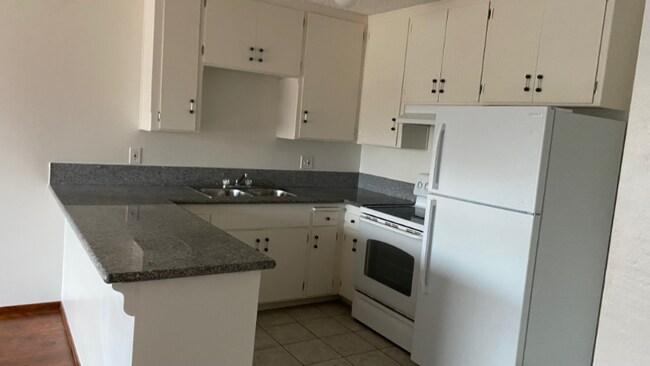 6250 Holabird St San Diego, CA 92120 photo 5