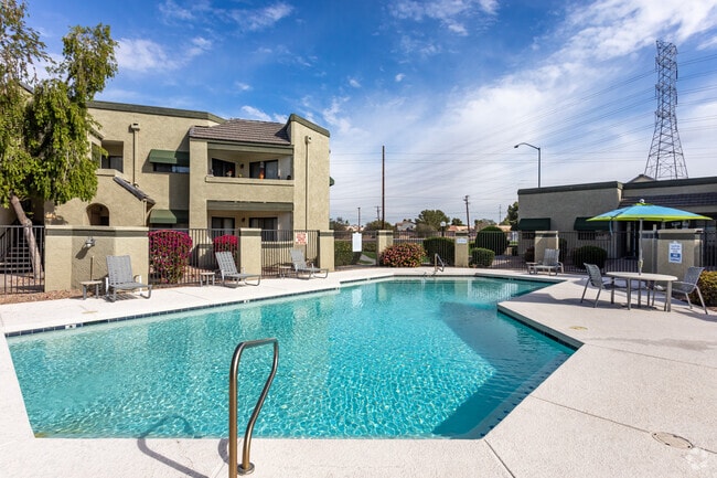 Val Vista Gardens Apartments photo 5