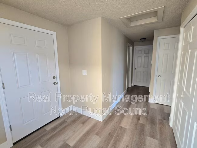 228 N Stillaguamish Ave Arlington, WA 98223 photo 2