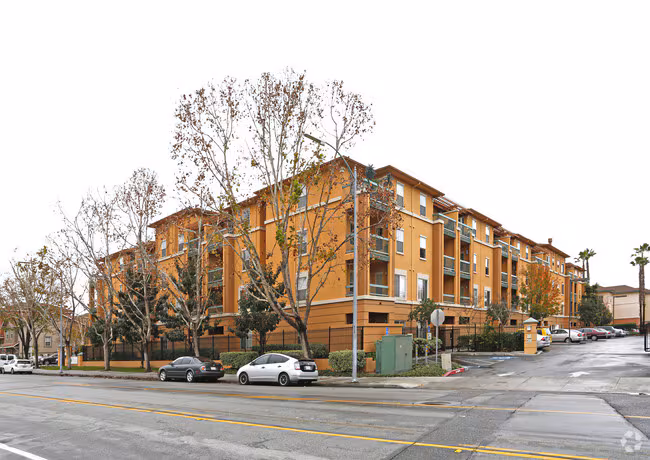 PARKVIEW SENIOR APTS photo 5