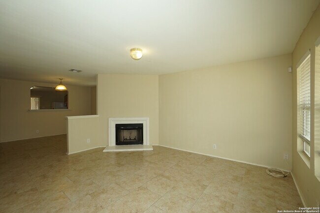 8043 Cypress Pass San Antonio, TX 78240 photo 3
