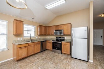 112 Bushel Ln Dallas, TX 75241 photo 5