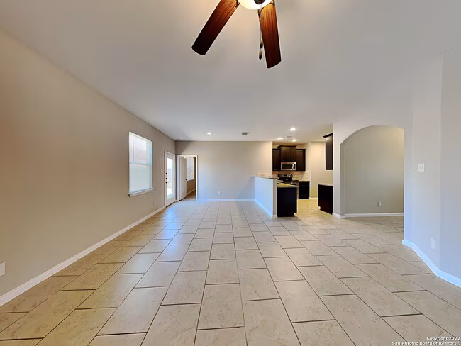 7715 Watersedge Cove San Antonio, TX 78254 photo 2