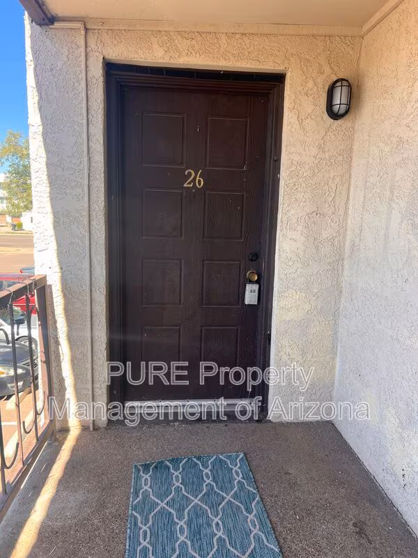 231 E 2nd Ave Mesa, AZ 85210 photo 2