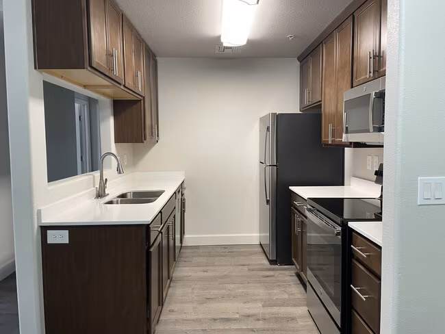 Casa Blanca Apartments photo 2