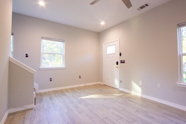 15629 Holly Drive, Montgomery, TX 77356 photo 5