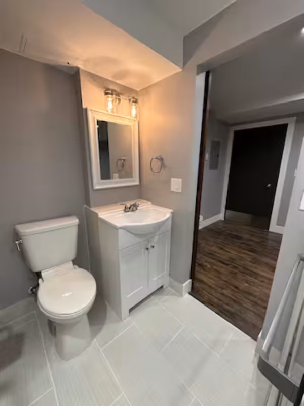 2117 Dexter Ave N Seattle, WA 98109 photo 5