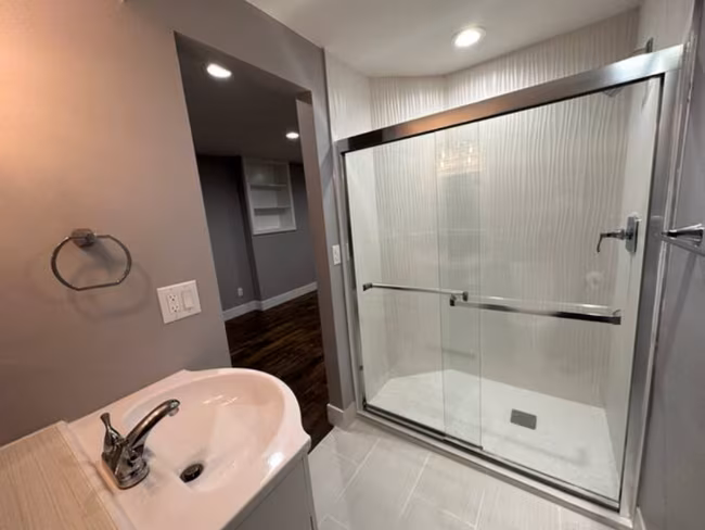 2117 Dexter Ave N Seattle, WA 98109 photo 4