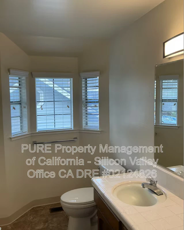 206 Pennsylvania Ave Santa Cruz, CA 95062 photo 4