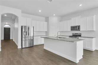 11305 Cobalt Drive, Aubrey, TX 76227 photo 2