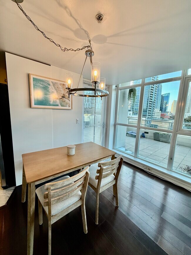 1431 Pacific Hwy San Diego, CA 92101 photo 5
