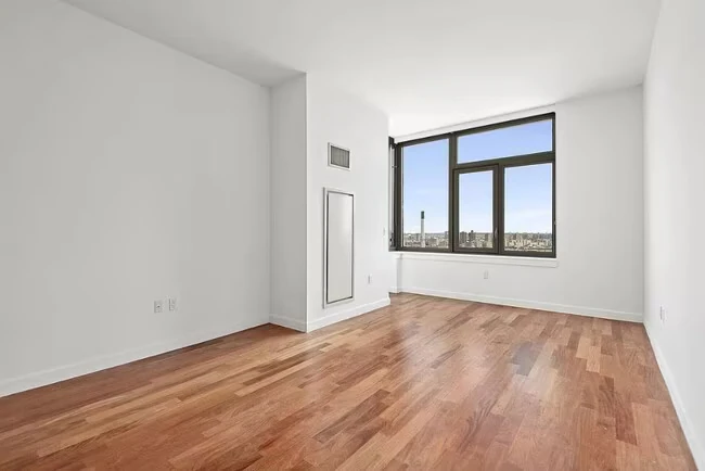 100 Jay St Brooklyn, NY 11201 photo 4