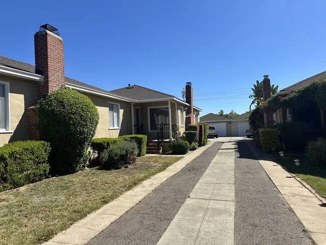 945-947 S B St San Mateo, CA 94401 photo 2