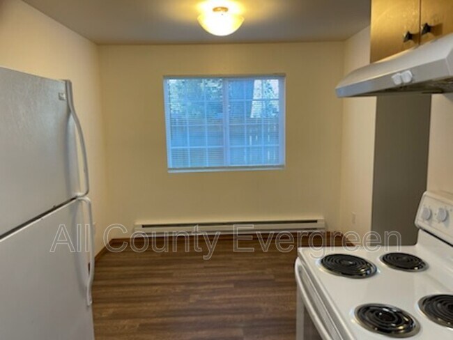 2929 R St SE Auburn, WA 98002 photo 4