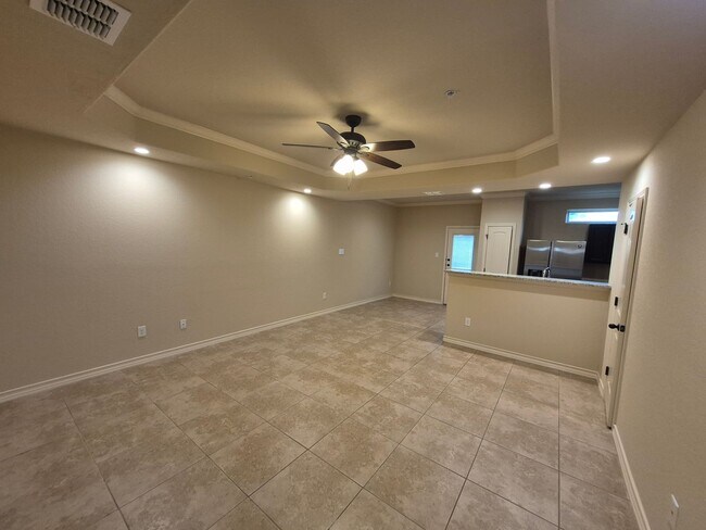 13907 ANNA'S Way San Antonio, TX 78233 photo 2