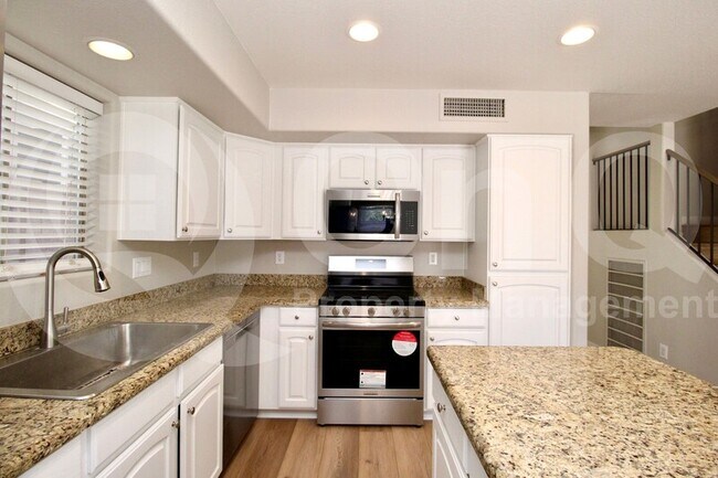 20814 N 38th St Phoenix, AZ 85050 photo 3