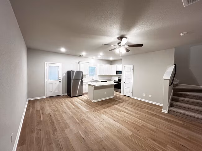 8331 Runner Rdg San Antonio, TX 78249 photo 4