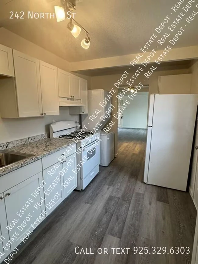 242 N K St Livermore, CA 94551 photo 4