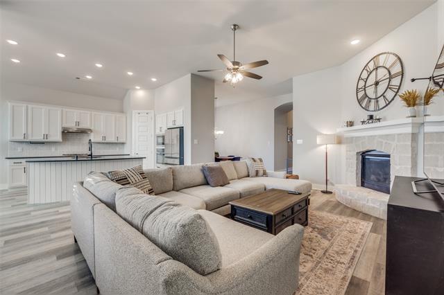 817 Markham Dr Anna, TX 75409 photo 3