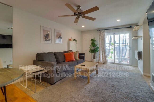 5252 Orange Ave San Diego, CA 92115 photo 3
