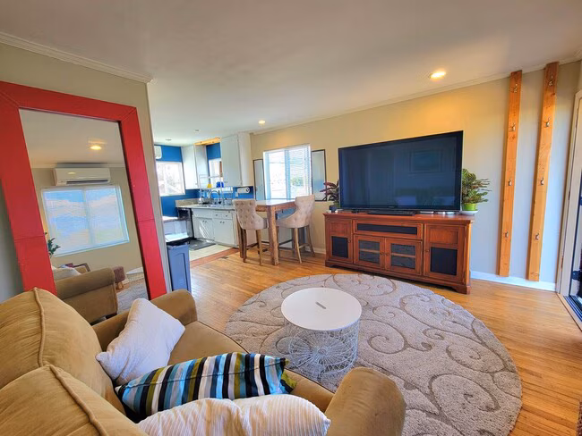 4749 Niagara Ave San Diego, CA 92107 photo 5