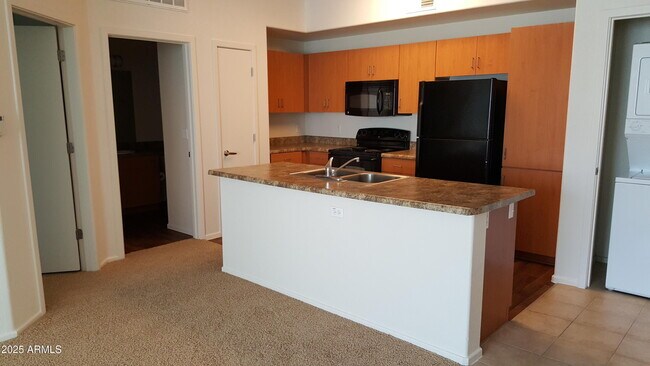 110 W Bell Rd Phoenix, AZ 85023 photo 5