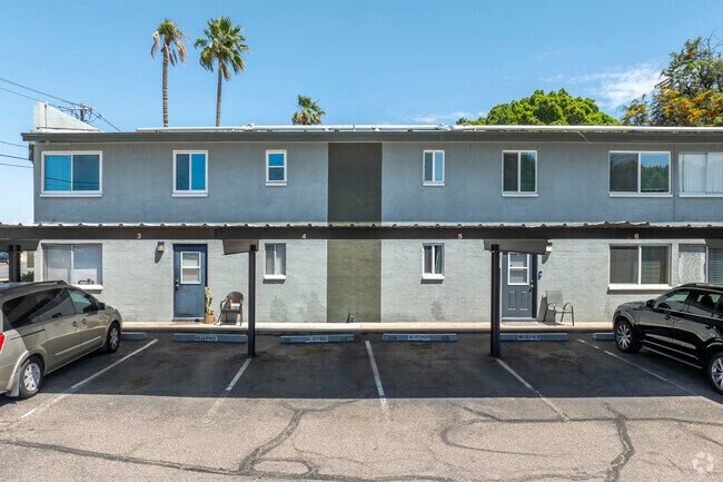 Greenview Apartments photo 3