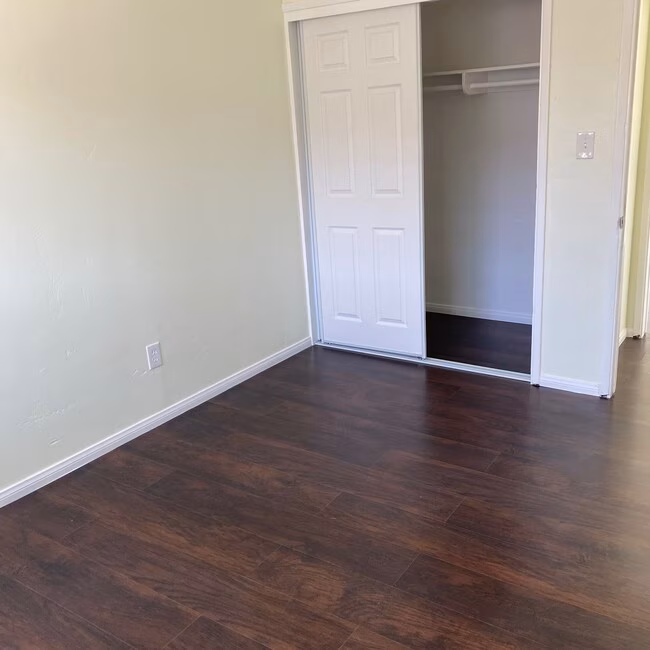 4337 50th St San Diego, CA 92115 photo 4