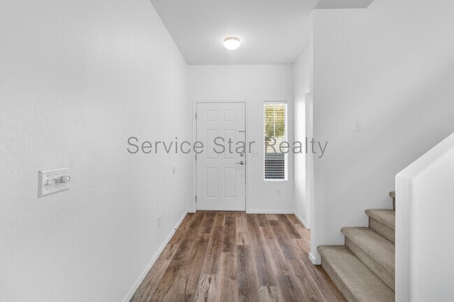 1482 S Longspur Ln Gilbert, AZ 85296 photo 4