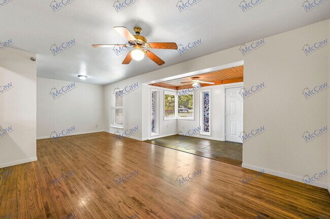 2704 Highwood Drive, Dallas, TX 75228 photo 4
