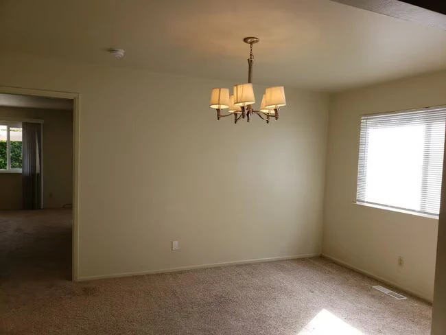 10190 Pasadena Ave Cupertino, CA 95014 photo 3