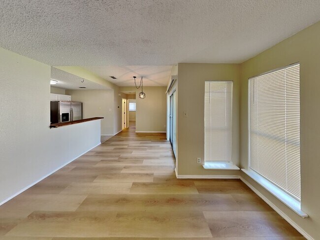 4513 Ebbtide Court, Fort Worth, TX 76135 photo 2