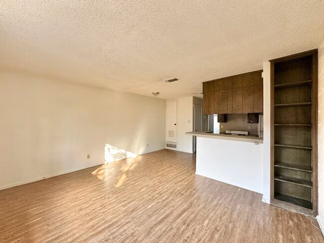 2208 Silverway Dr Killeen, TX 76549 photo 4