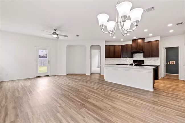 201 Danablu Dr Hutto, TX 78634 photo 5