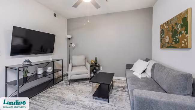1811 E Apache Blvd Tempe, AZ 85281 photo 2
