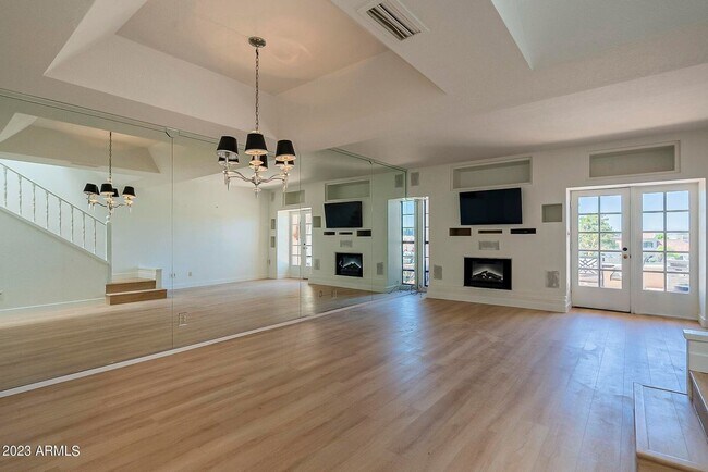 2921 E Keim Dr Phoenix, AZ 85016