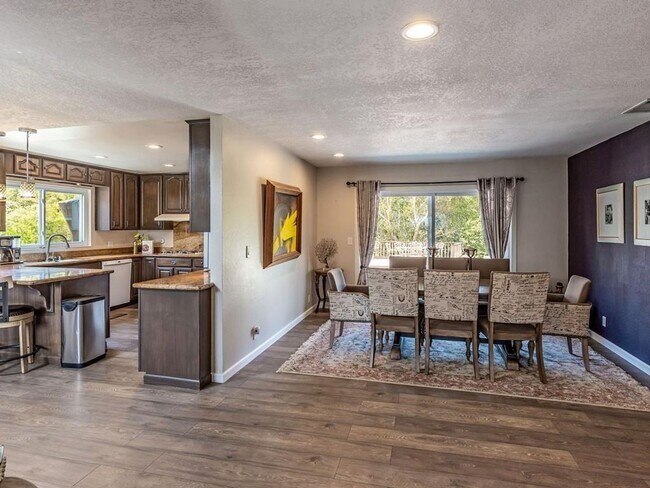 14141 Sobey Road, Saratoga, CA 95070 photo 3