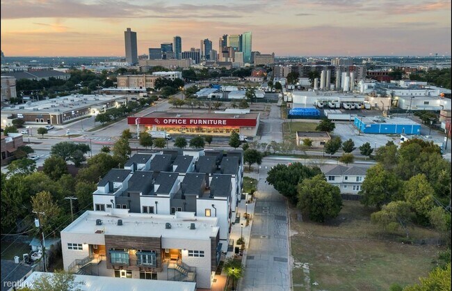 1120 Galveston Avenue, Fort Worth, TX 76104 photo 3