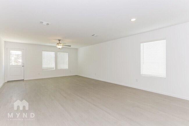 2728 Ctr Crk Ln Fort Worth, TX 76108 photo 5