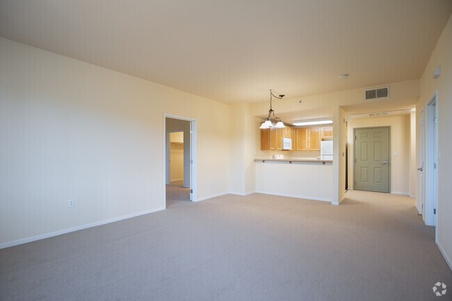 Heritage Estates Senior Apartments photo 5