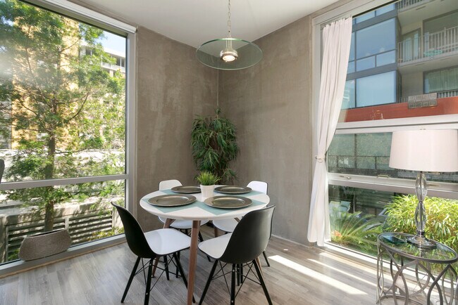 321 Tenth Ave San Diego, CA 92101 photo 5