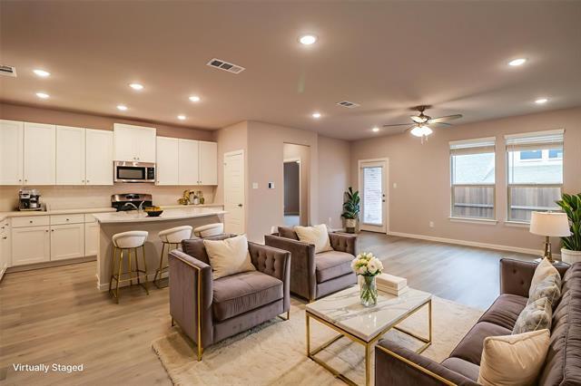 7104 Joy Lane, Watauga, TX 76148 photo 4