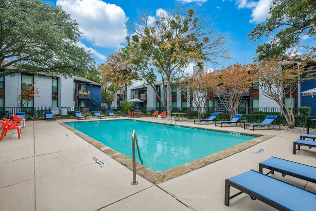 The Oakley Apartment Homes photo 3