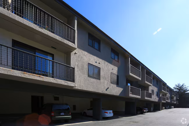 50 Hyde Court, Daly City, CA 94015 photo 3