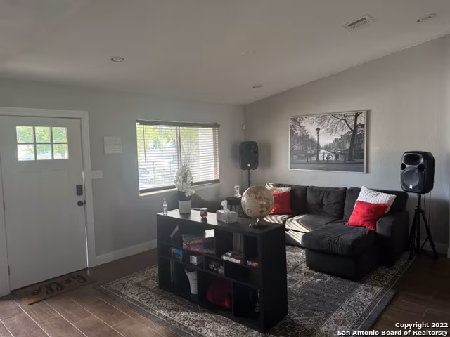 3606 Fred Ross Ln San Antonio, TX 78228 photo 3